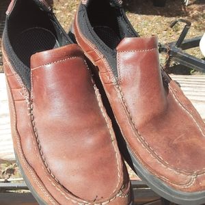 Men's Sz 10.5-Clark's slip on, leather, boat shoes
